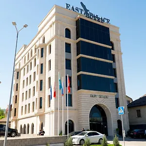 Hotel East Palace ****