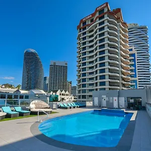 Victoria Square **** Gold Coast