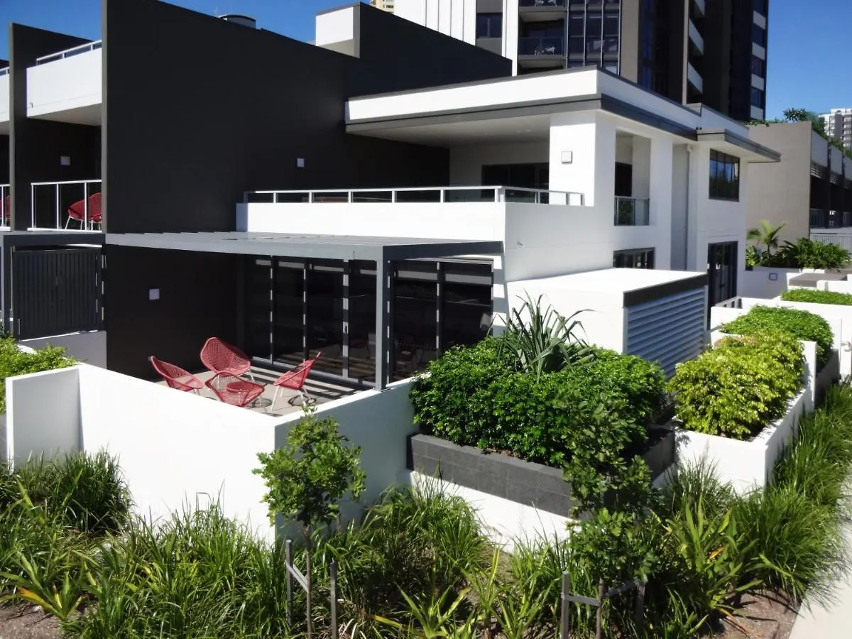 Ruby Gold Coast By Cllix Apart otel 4*,  Avustralya